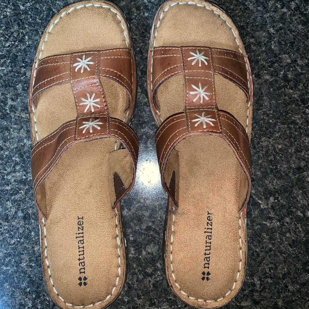 Naturalizer Sandals